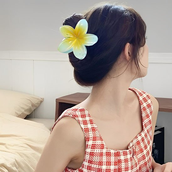 pince à cheveux fleur dix