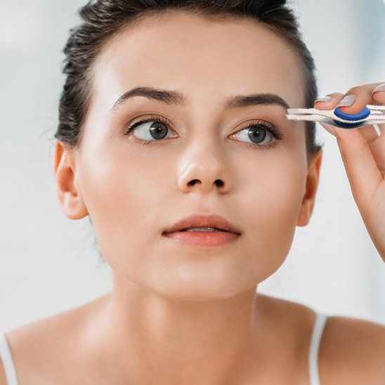 Pince à épiler femme