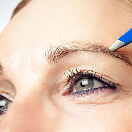 Pince à épiler pratique