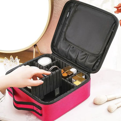 Trousse de maquillage rose ouverte