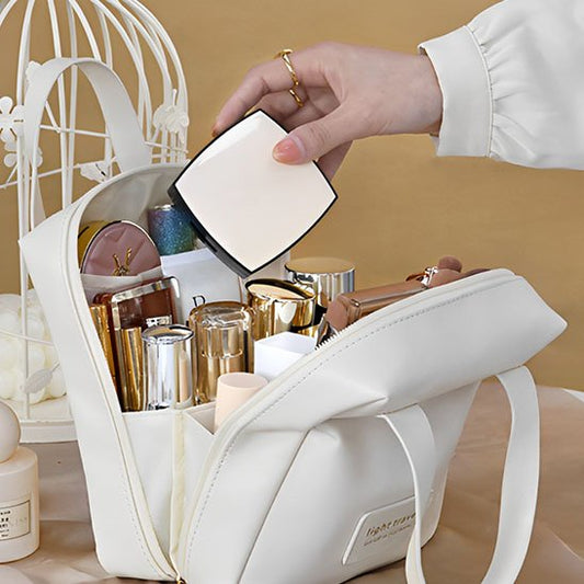 trousse maquillage blanc